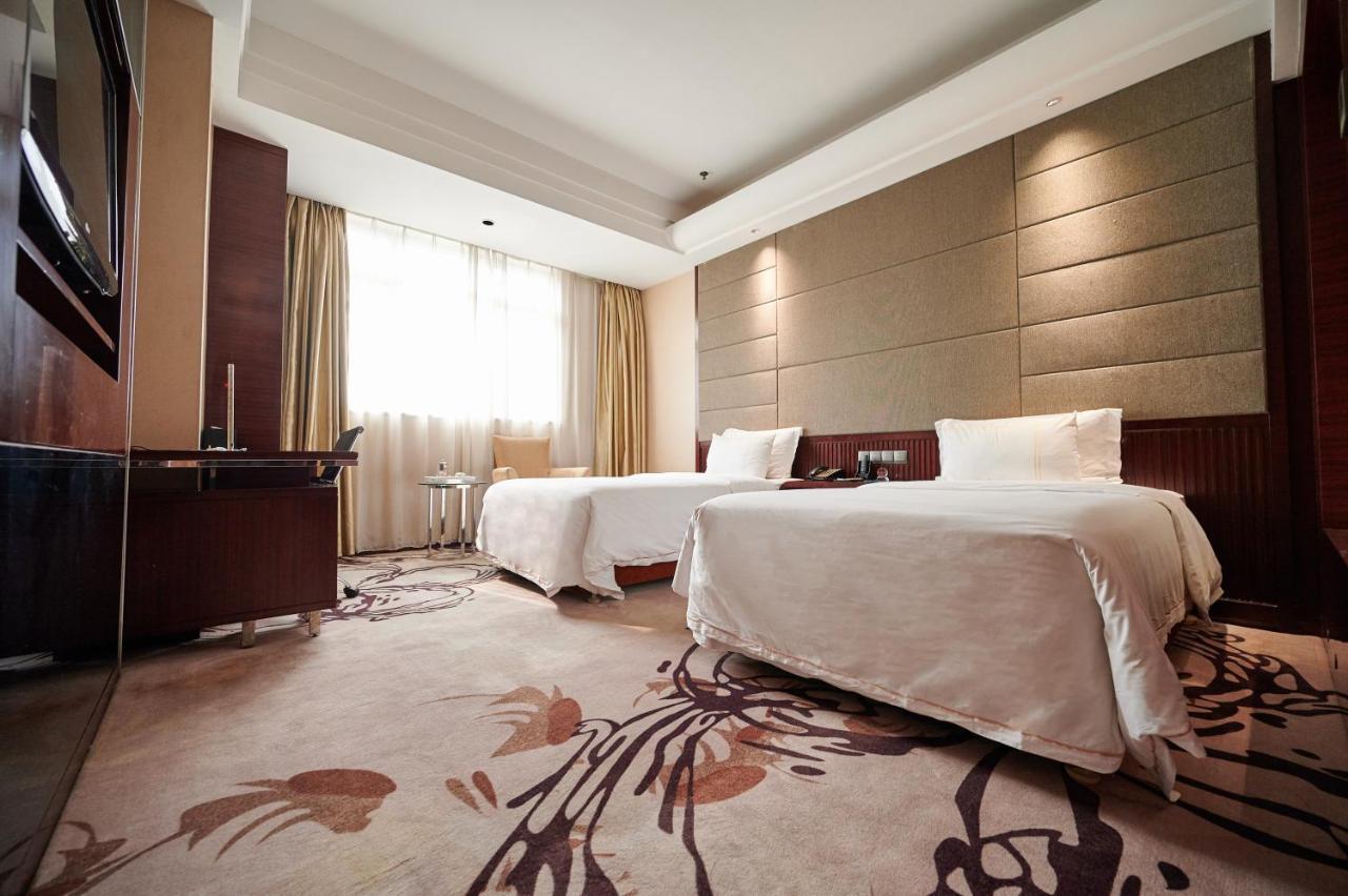 Foshan Jinlai Holiday Hotel Екстериор снимка