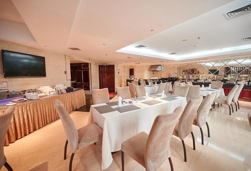 Foshan Jinlai Holiday Hotel Екстериор снимка