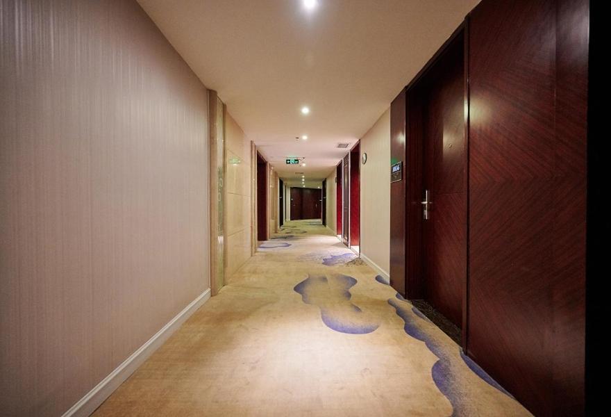Foshan Jinlai Holiday Hotel Екстериор снимка