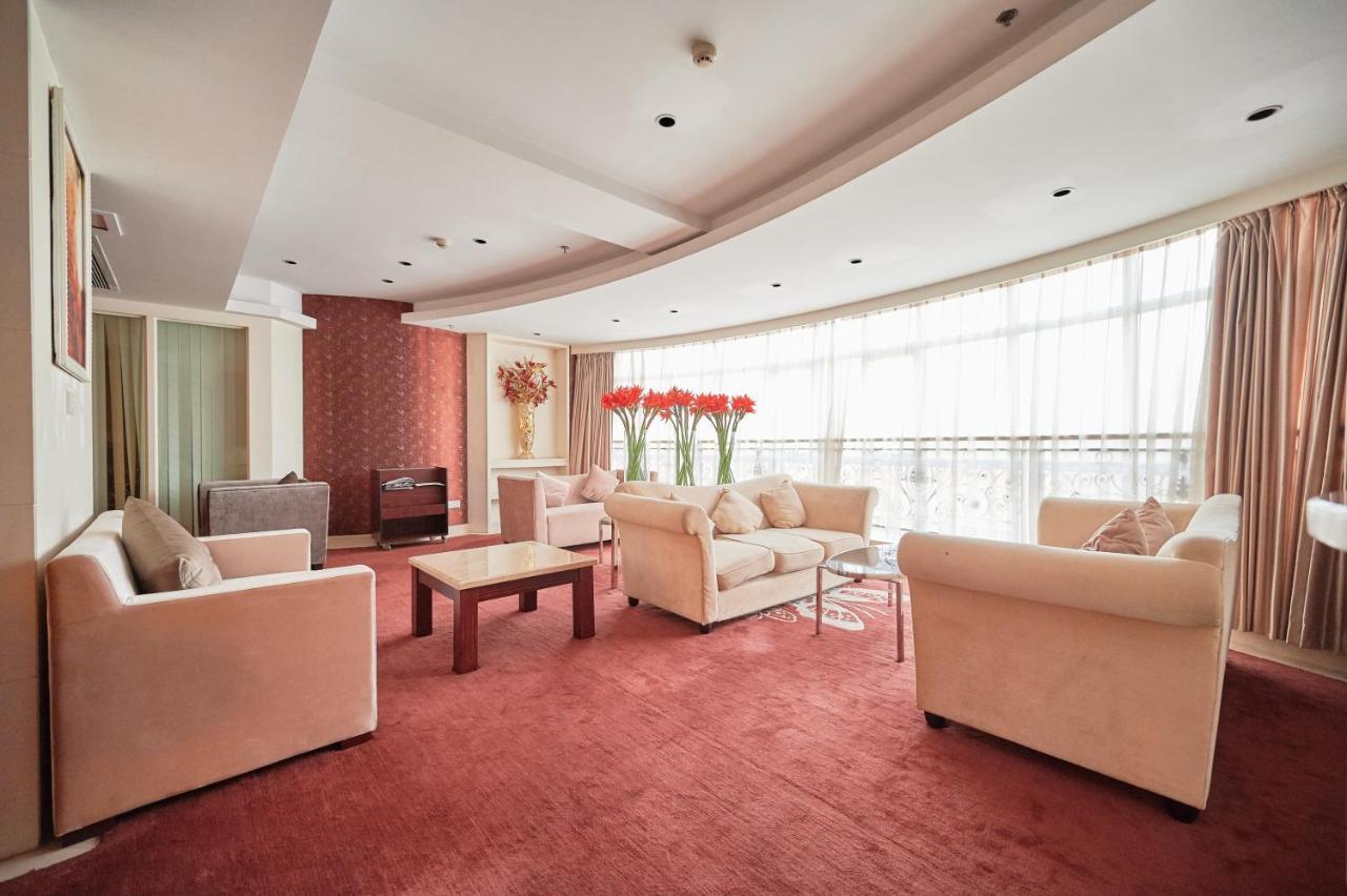 Foshan Jinlai Holiday Hotel Екстериор снимка